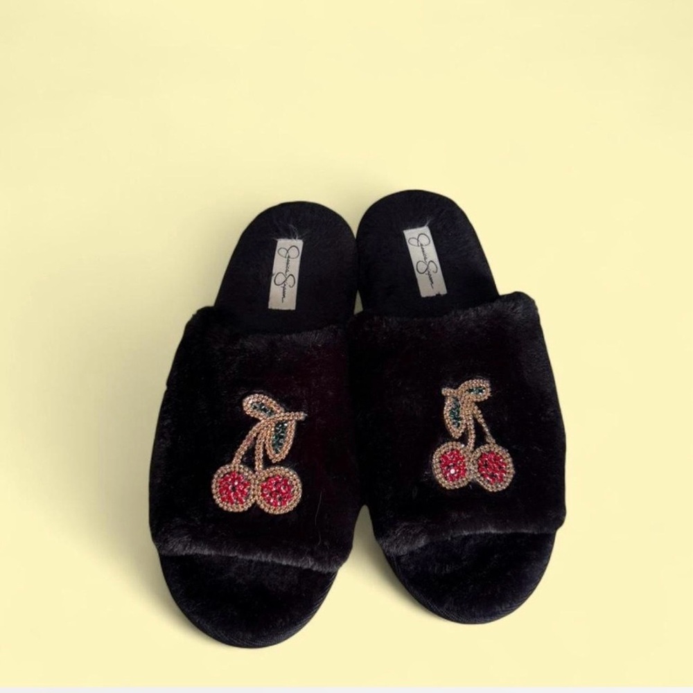 ✨ Jessica Simpson Black velvet slippers with cherry design✨